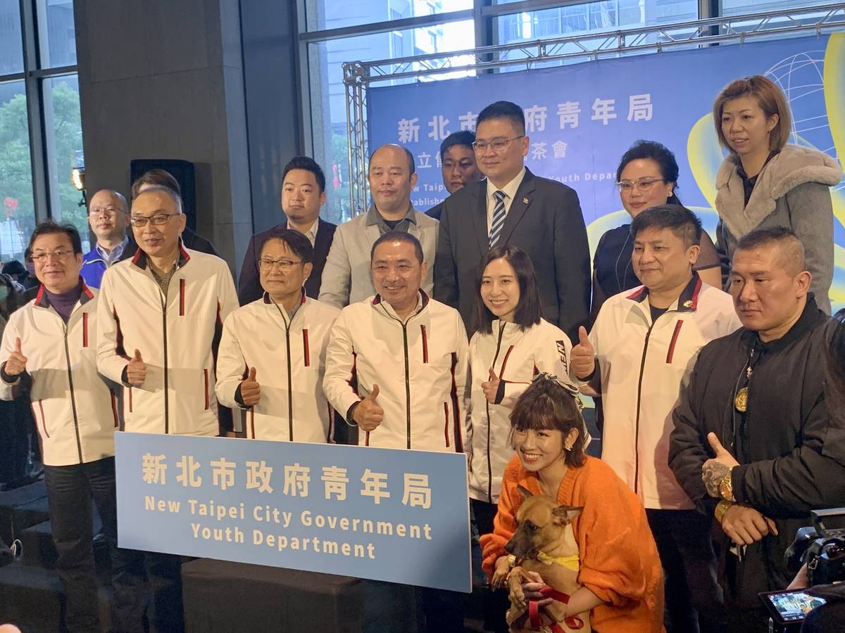 青年局設有綜合規劃科、職涯發展科、創業資源科，將協助青年朋友得以獲得適性探索與發展的空間