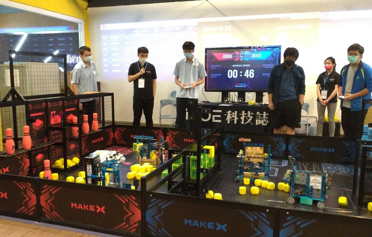 板高學生在MAKEX機器人比賽現場
