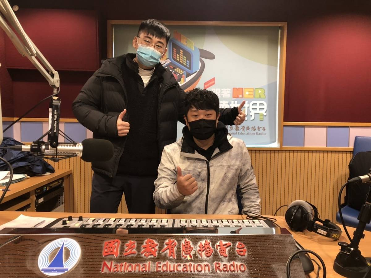 利伯他茲台北心理諮商所 才煒民所長 +新手爸爸小寶.jpg