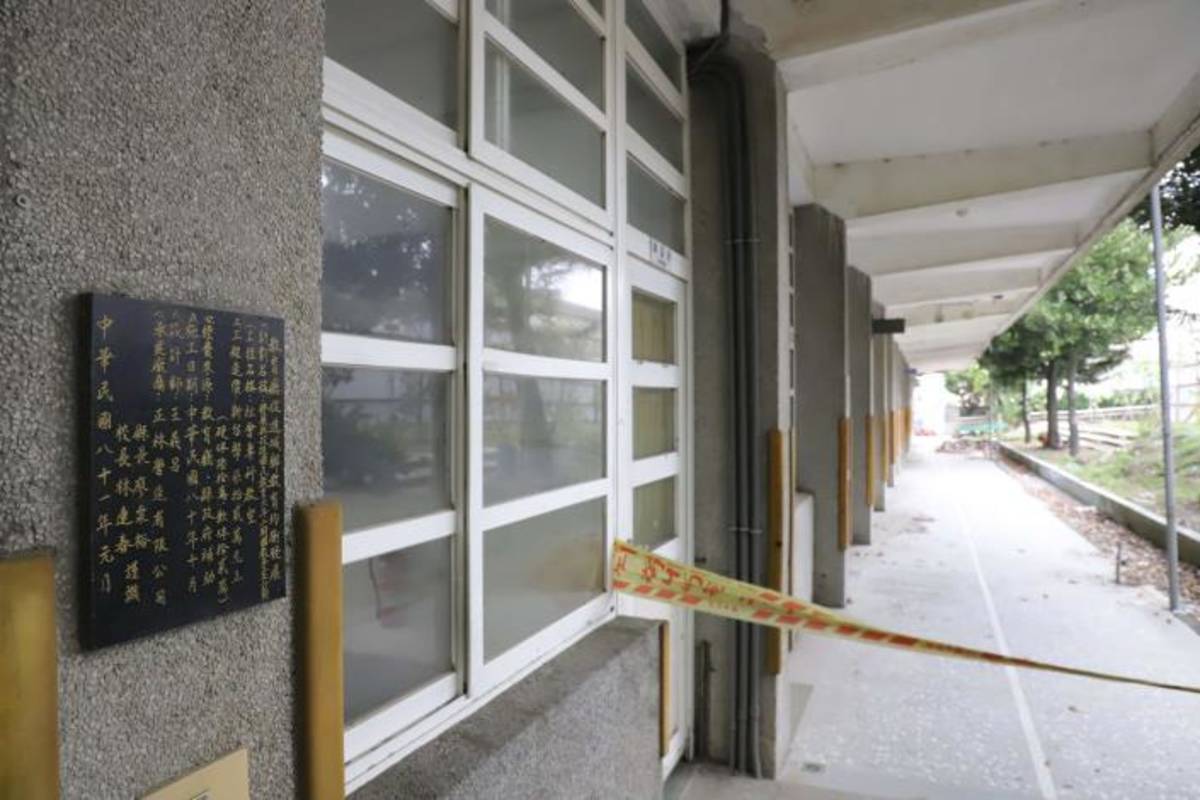 豐安國小校舍使用迄今已逾36年，因老背少建物及低窪淹水問題，影響學生學習安全。