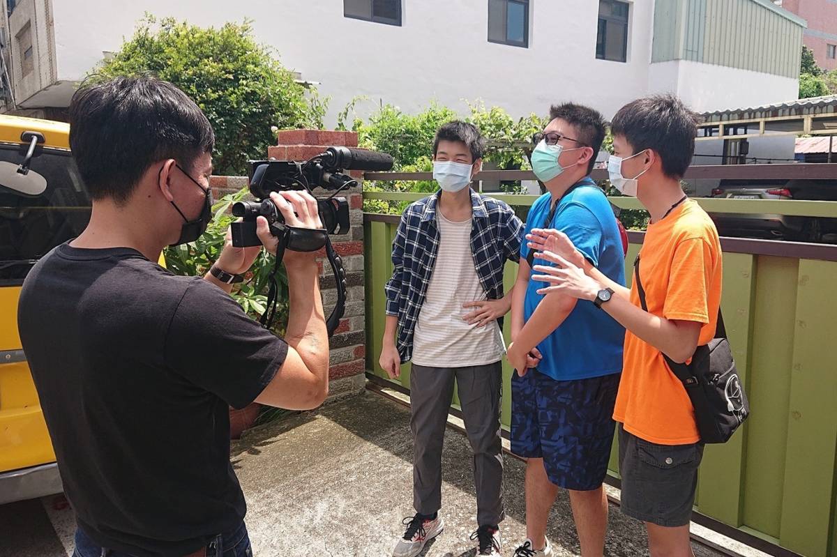 樟湖國中小「蔬菜肉肉箱」活動課程：由學生自錄影片，向各界募集一週一次的食材
