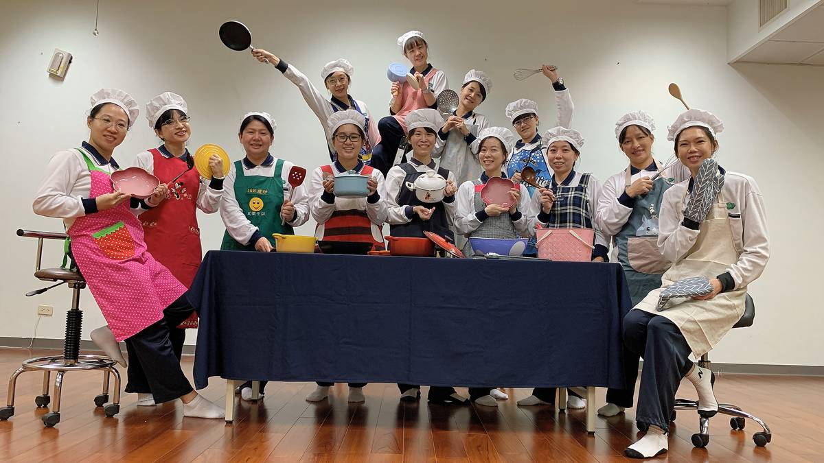 花蓮慈幼大廚神合影