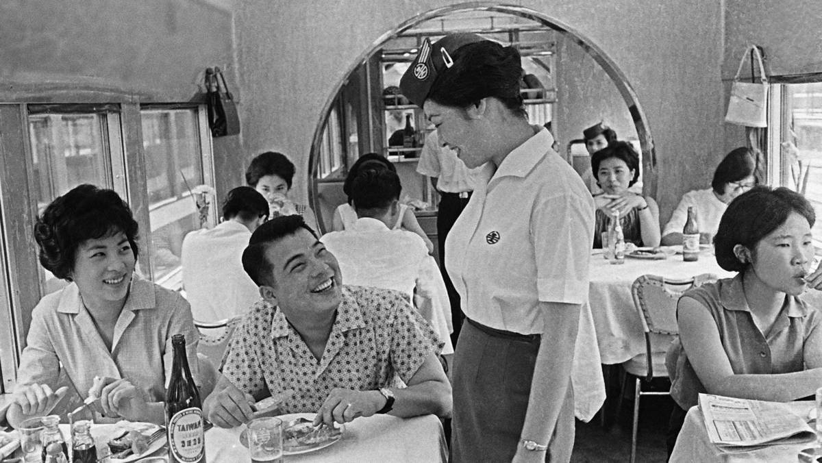 臺鐵_觀光號餐車 .jpg