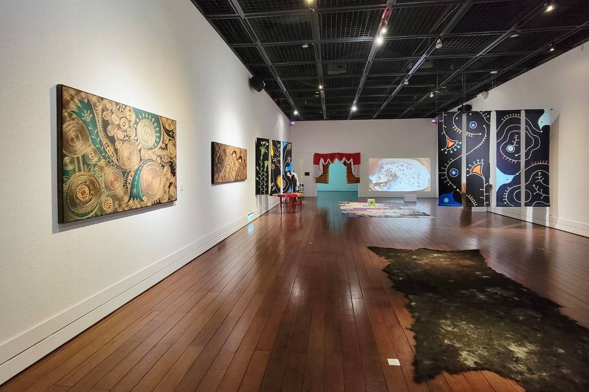 臺東美術館邀請5位來自不同領域的藝術家，聯手創作「模樣邊緣－音樂視覺場」。