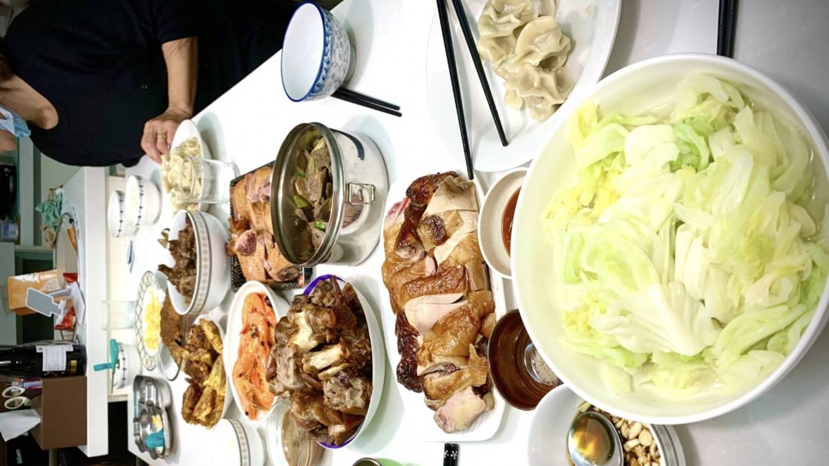 家人聚在一起，就是最幸福的味道。