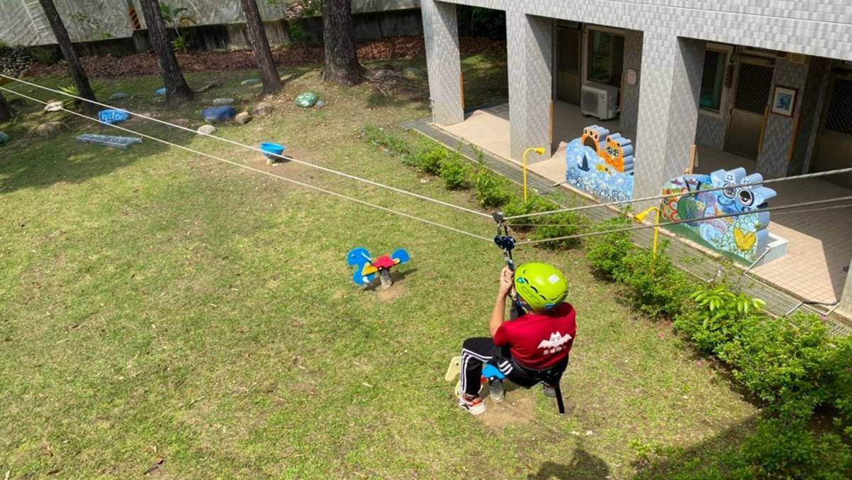 滑降，跨出第一步，需要很大勇氣