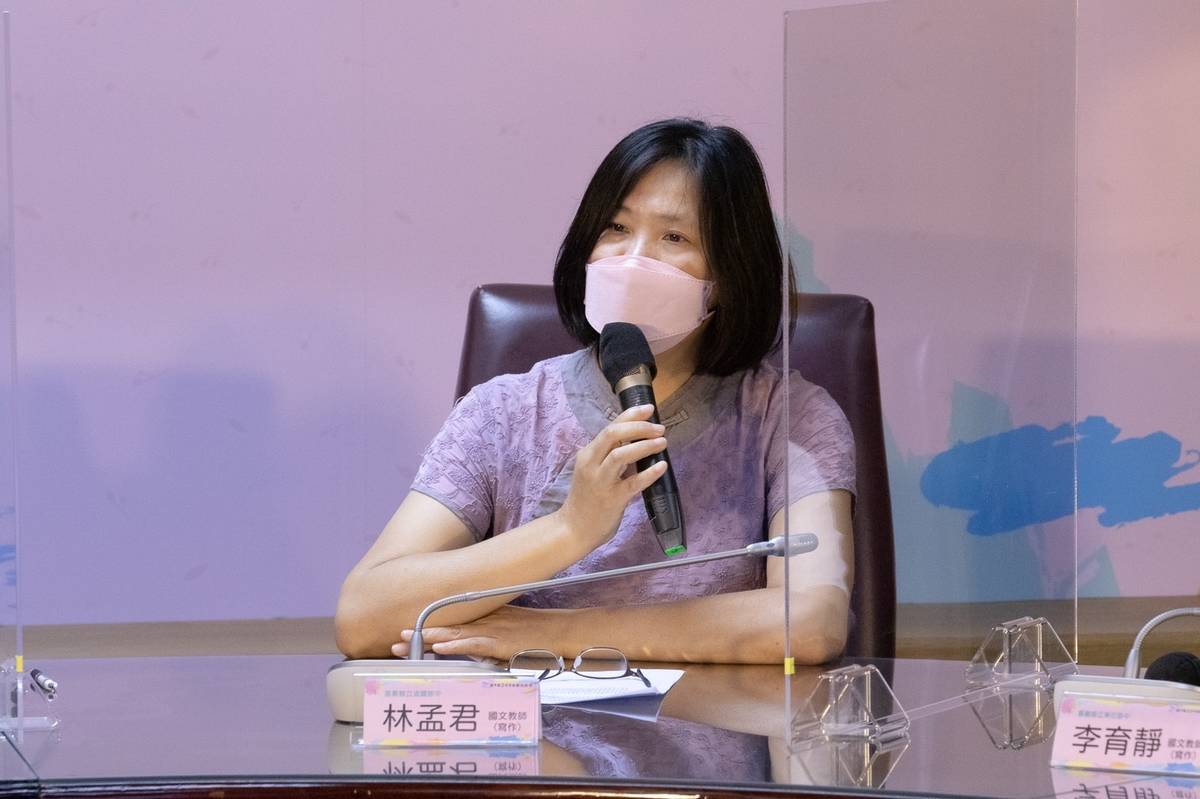 111年國中教育會考今天(21)登場，苗栗縣立造橋國中國文教師林孟君認為，考生若能針對「多做多得」提出正反論述，描述自己對於多做多得的困惑、體悟或想法上的改變，拿高分並不難。