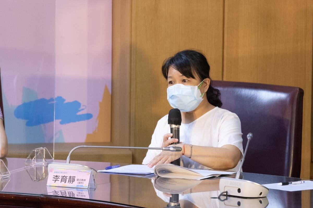嘉義縣立東石國中國文教師李育靜表示，學生可以在寫作過程中，重新思考「多做多得」當中付出與收穫的意義，甚至延伸到對於生活及未來的期待，層層推進，應能有不錯的發揮。