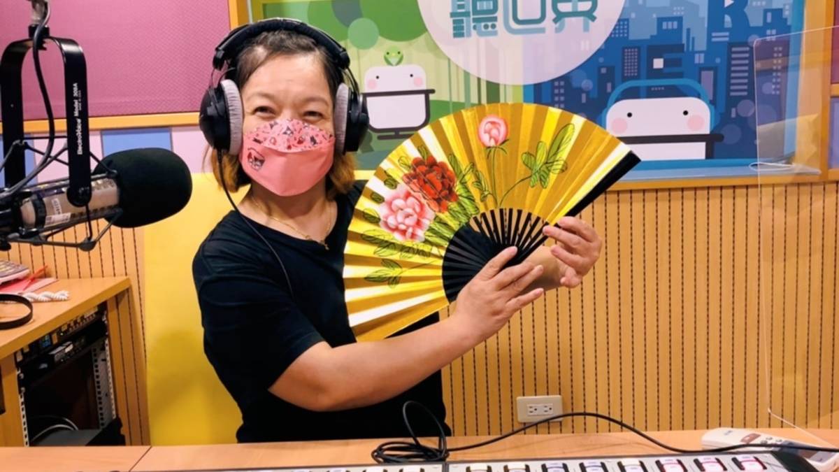 來自中國貴州苗族姑娘陶卉女士