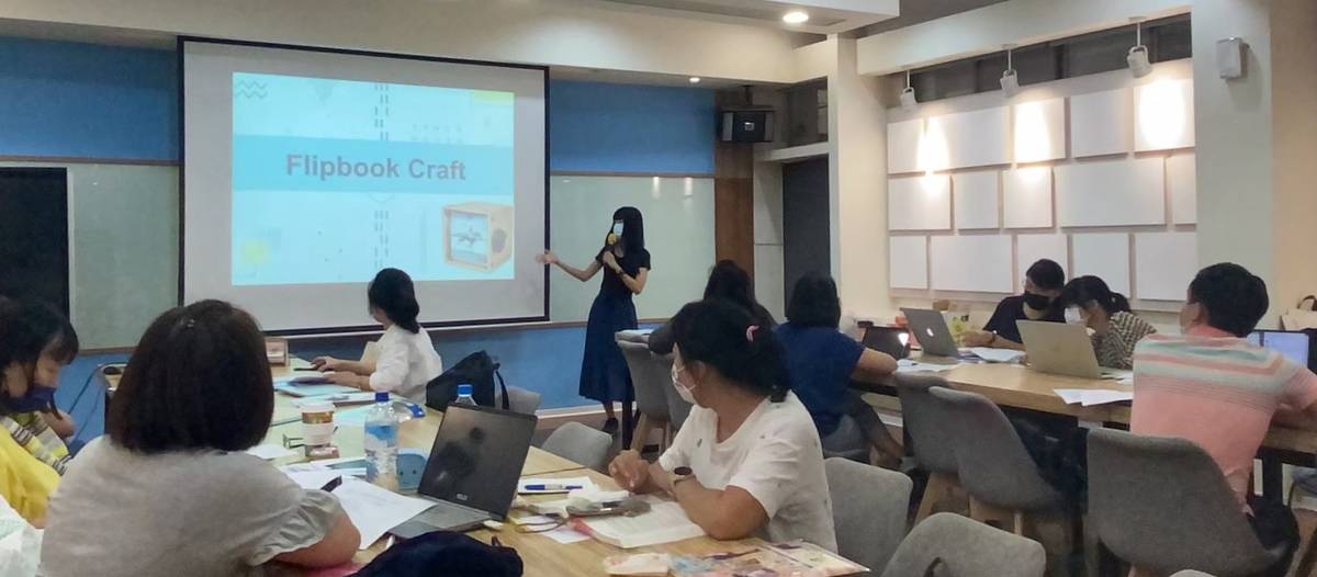 新北技職雙語學分班學員進行雙語課程教案分享