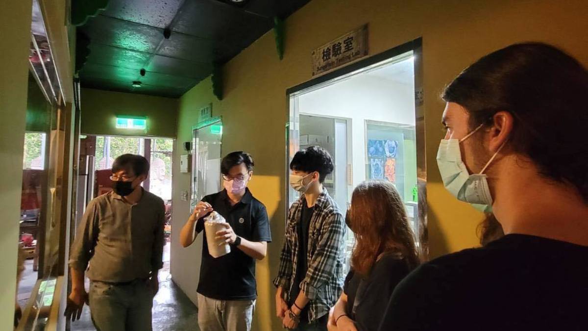 三才靈芝農場與螢火蟲書屋