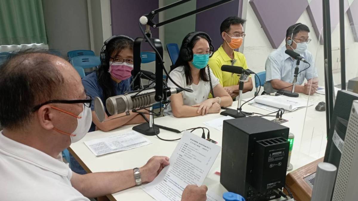 1110708洪慶在校長訪問~將軍國小 陳雅君 校長、鯤鯓國小校長 方陽昇、新泰國小校長張溪南、 書法老師 王美淇-1.jpg