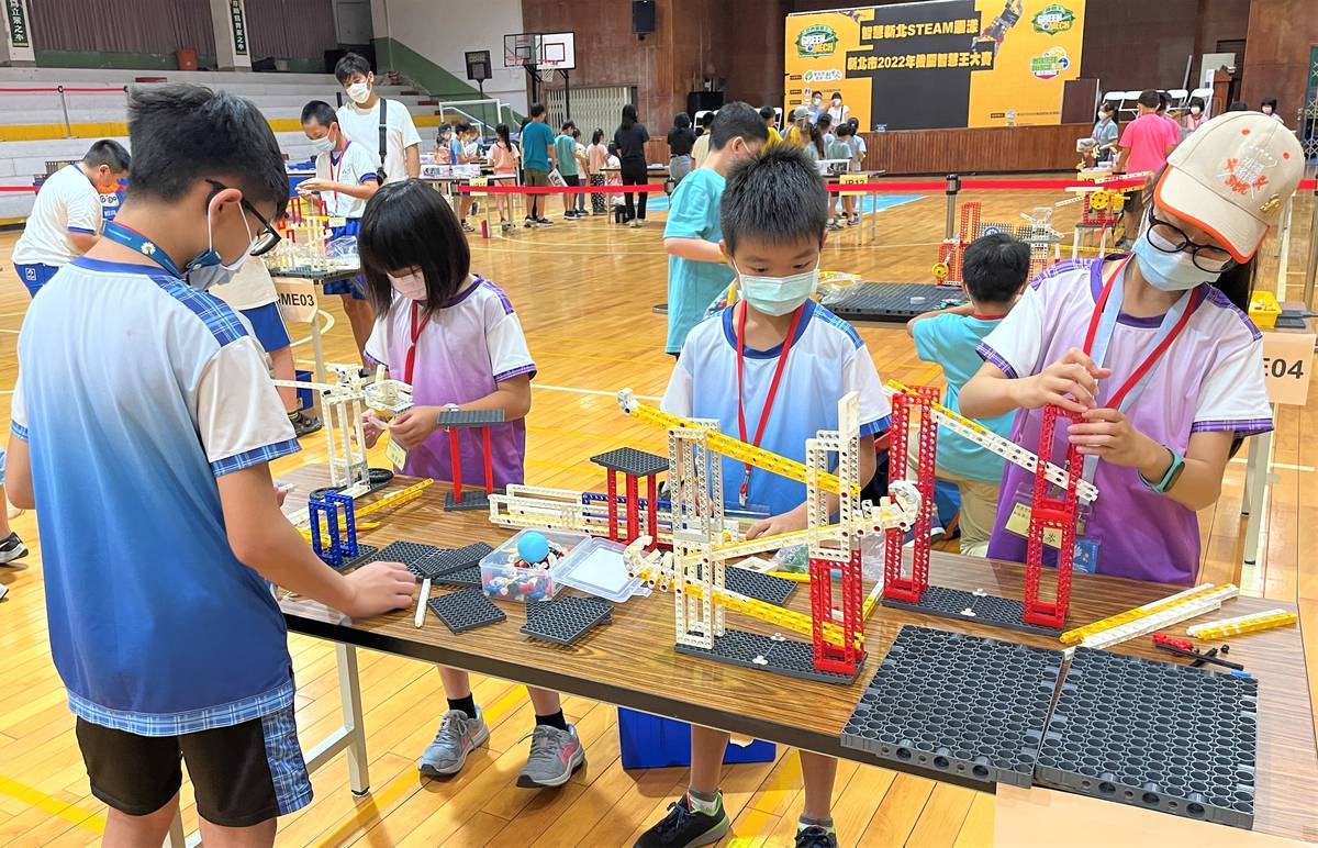 新林國小學生參加機關王大賽獲得很棒回憶