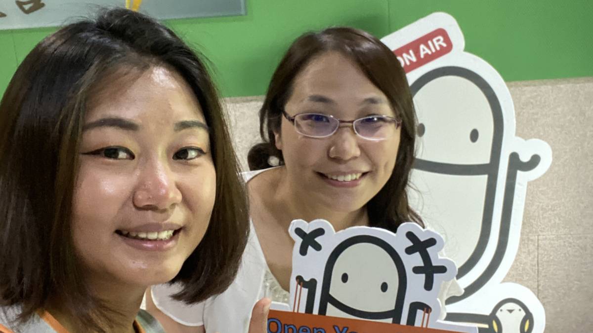 熱愛戶外活動的詩菁(左)推薦大家可以趁暑假一遊南橫