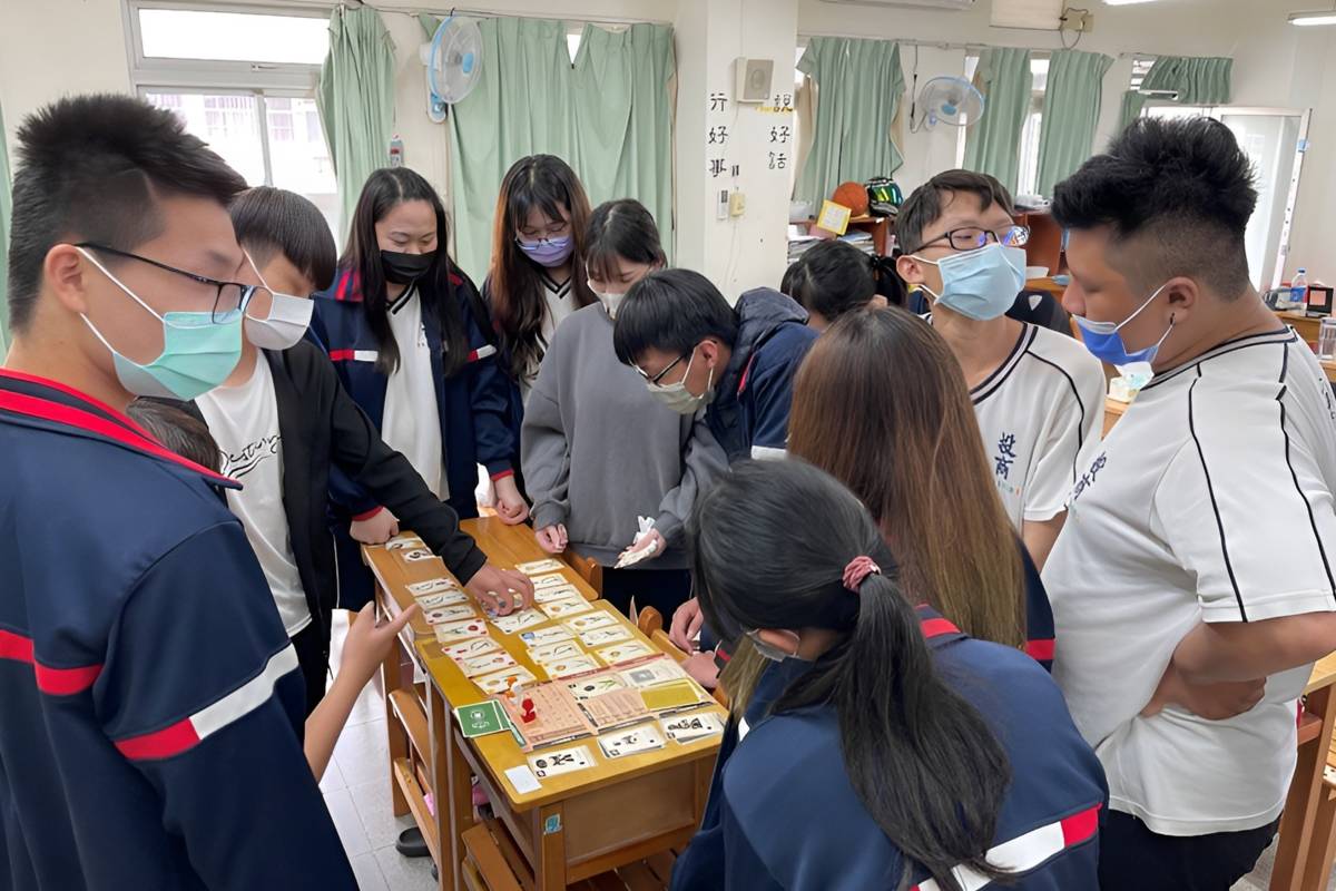 南投高商素養導向課程「茶藝美學」