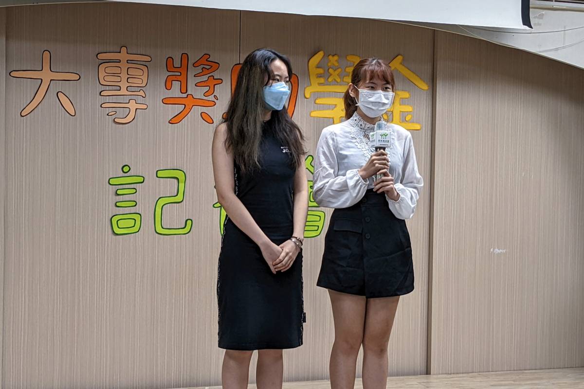 家扶的協助讓小儀和小貞姊妹順利朝美術之路邁進