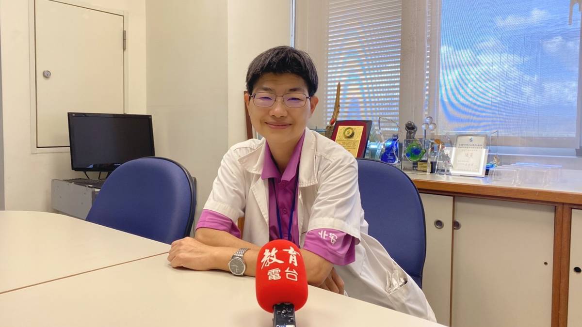 小兒科主任鄭弋醫師