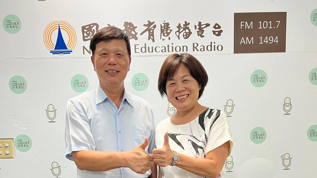 郭校長與陳金粧校長合影2