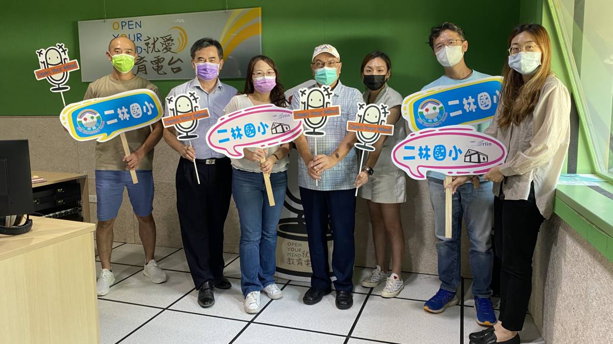 二林國小親師團隊共同協助特教學生參與聯合美展