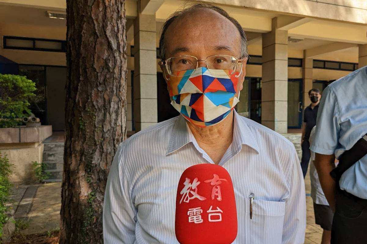 臺北市教育局曾燦金局期望藉由複合式災害疏散避難演練，讓師生熟悉校園各種災害避難實務
