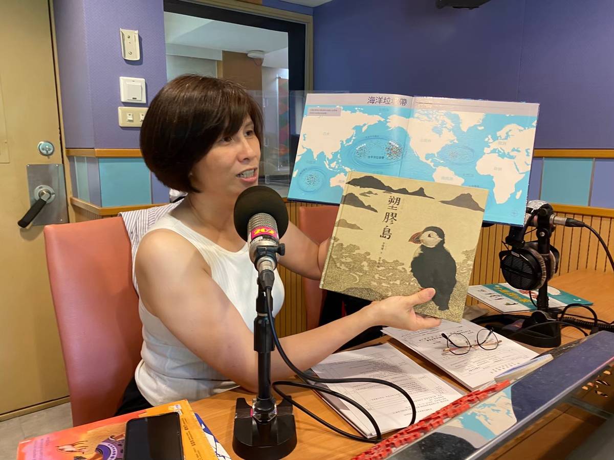 來賓親子教育專家王湘妤老師