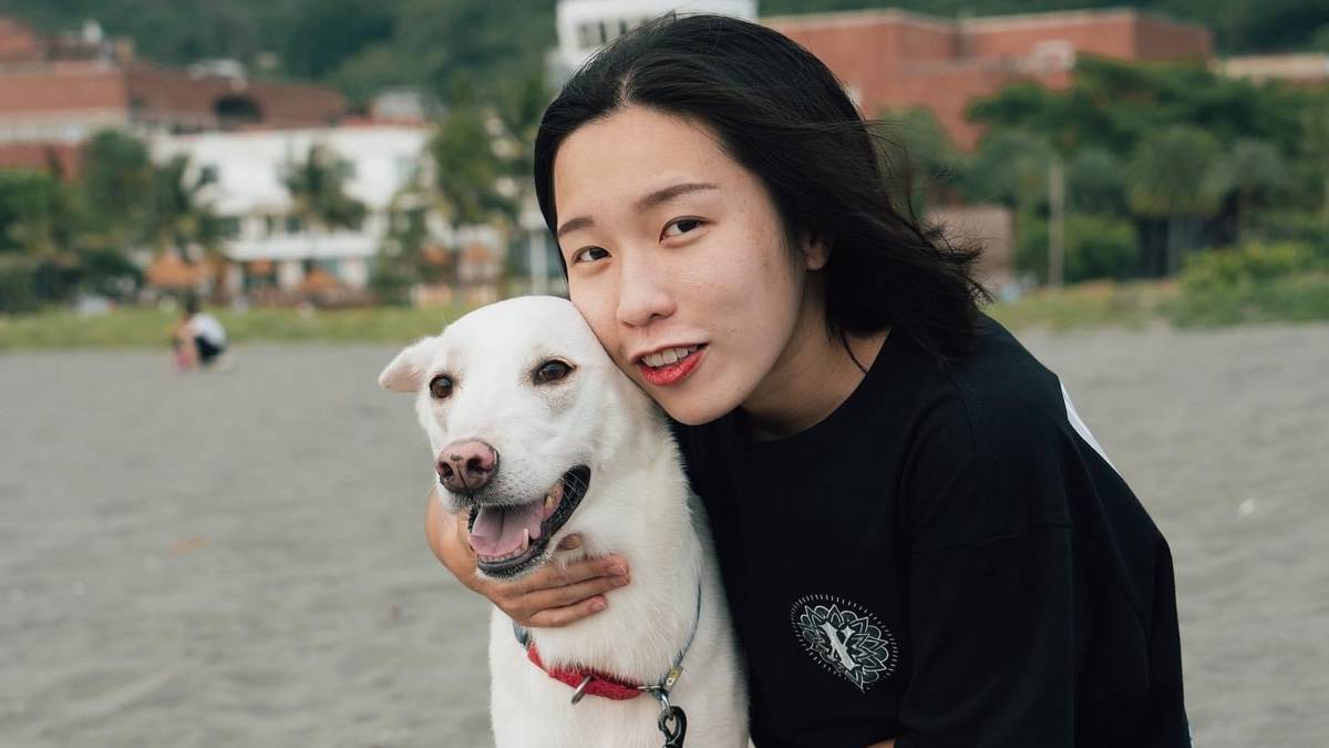 連依婷與她的愛犬