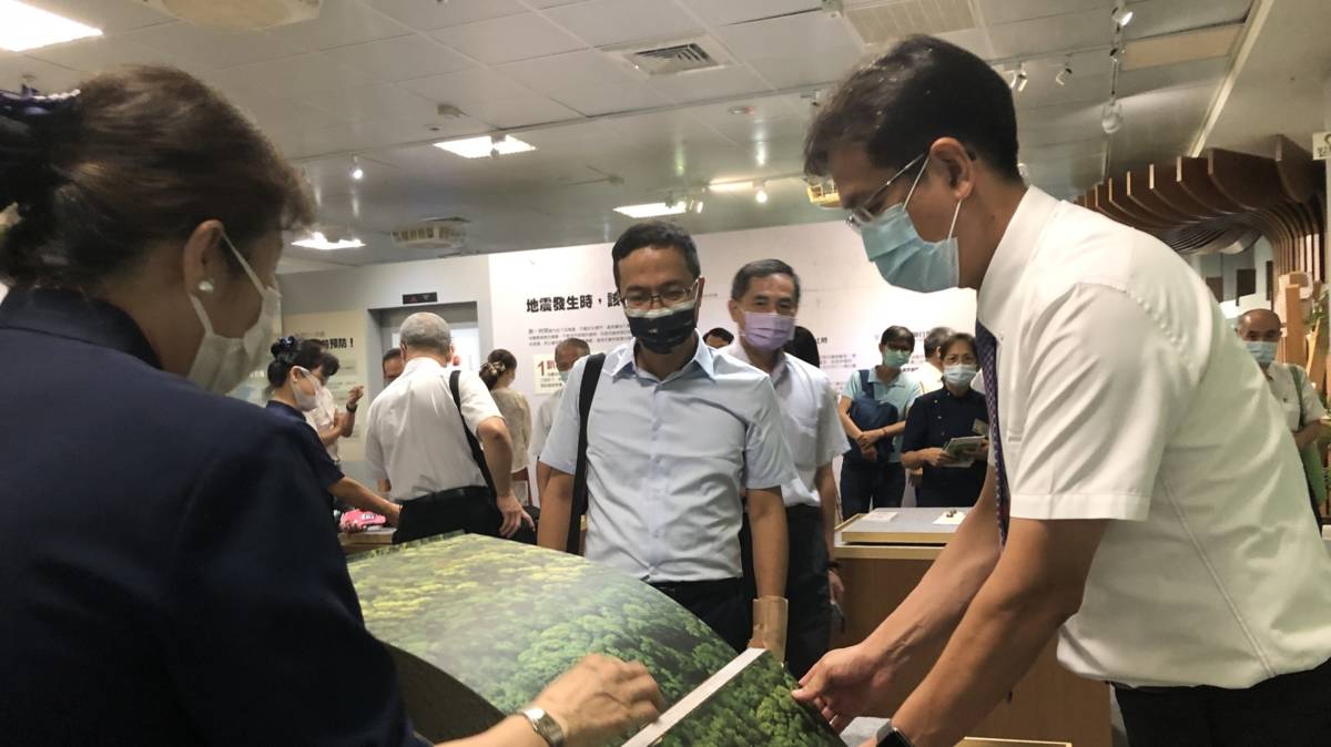 臺中靜思堂獲頒環境教育設施場所