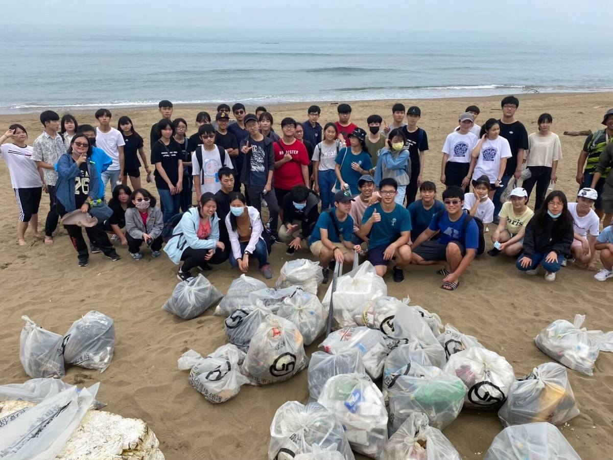 吳昶毅積極參與公共服務發揮童軍精神