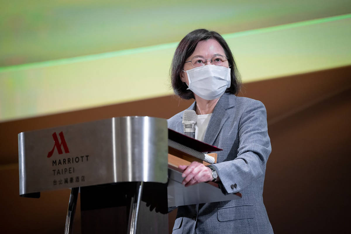 蔡英文總統在「中華民國風濕病醫學會40週年會員大會暨學術研討會」上致詞