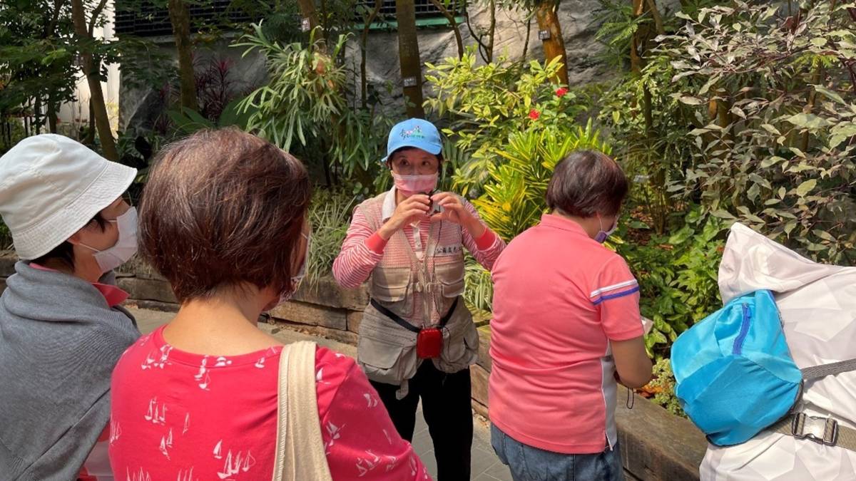 臺北典藏植物園運用具有熱忱且知識兼具的志工來進行環境教育推廣服務.jpg