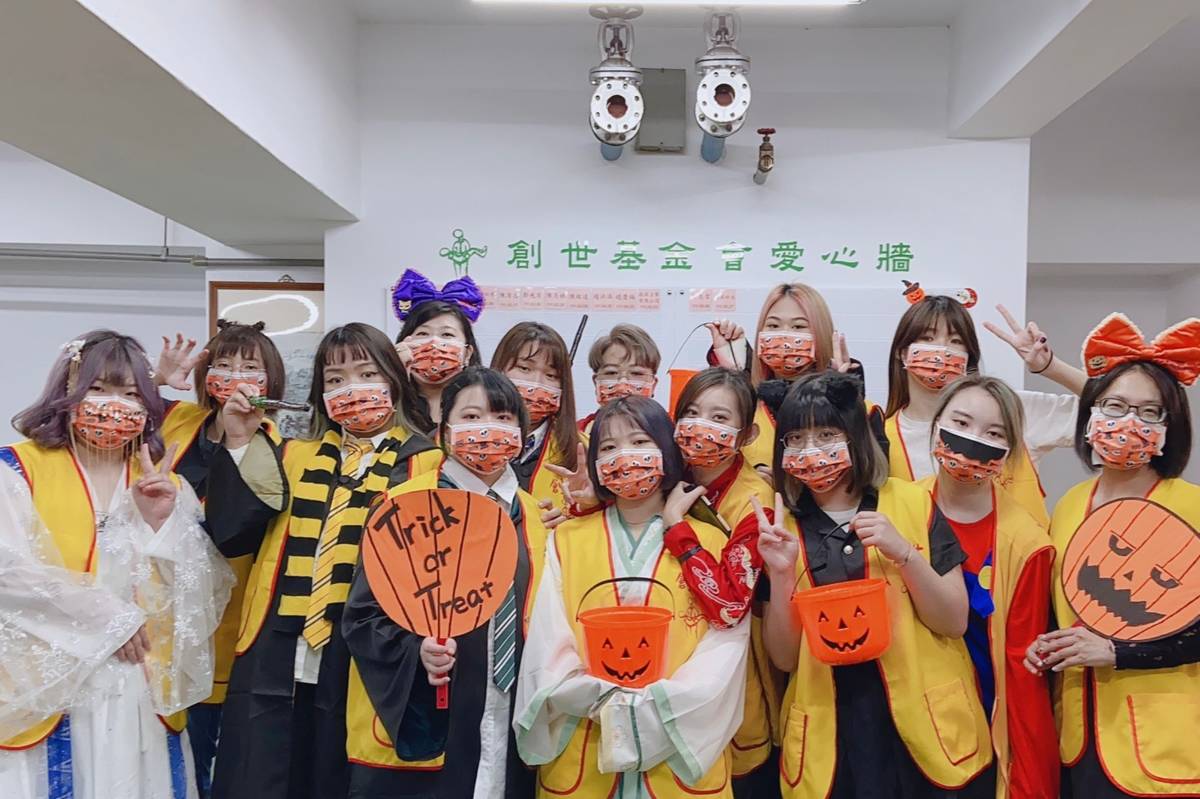 強恕高中美容科學生開心為公益付出