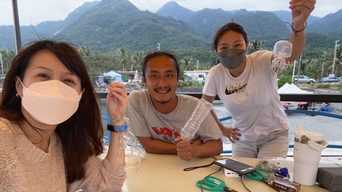 衝浪愛好者帶民眾體驗廢棄物再利用DIY