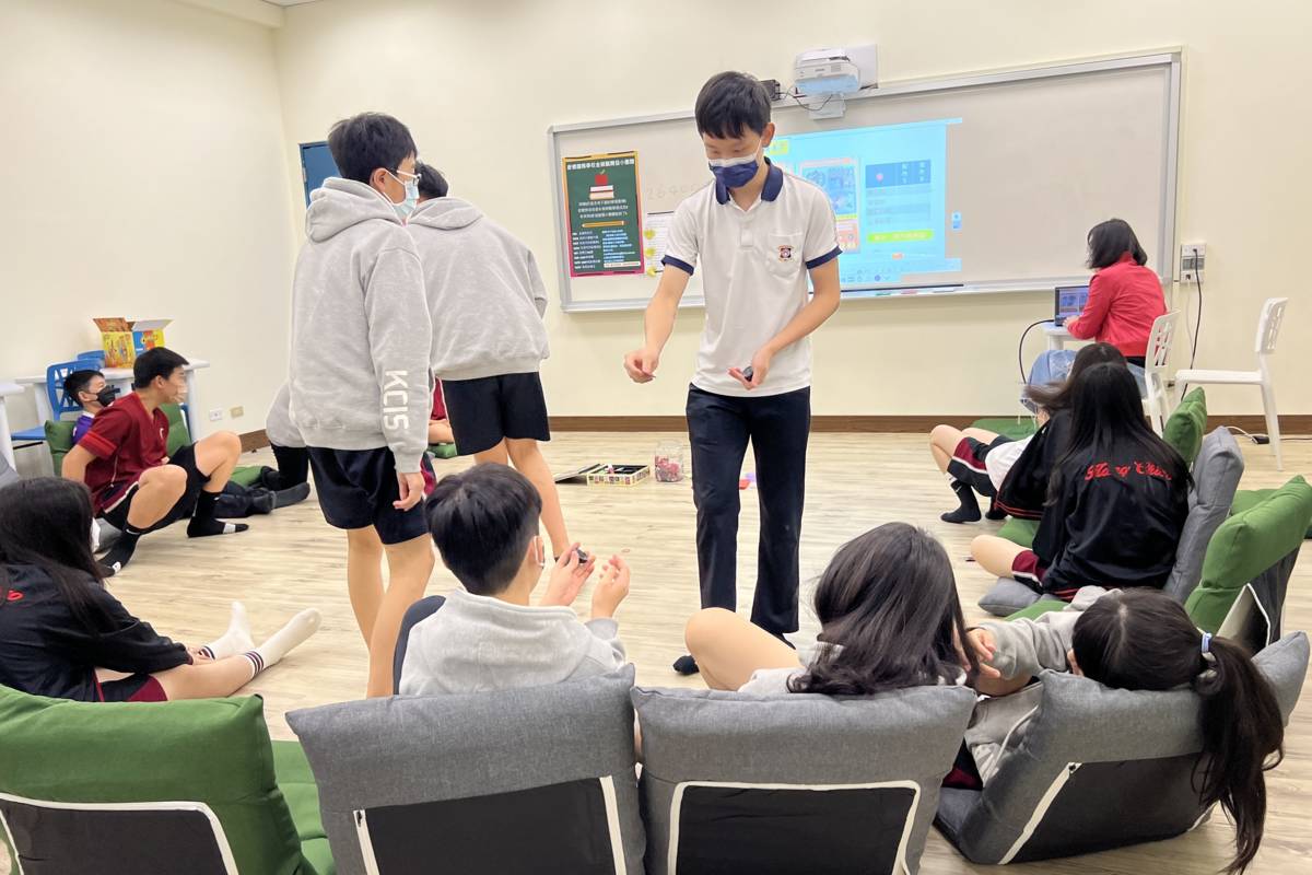 康橋國際學校將金融教育融入教學和輔導活動，啟發學生的學習興趣