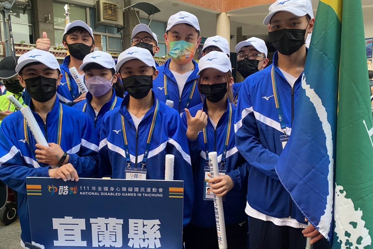 融合校隊合影