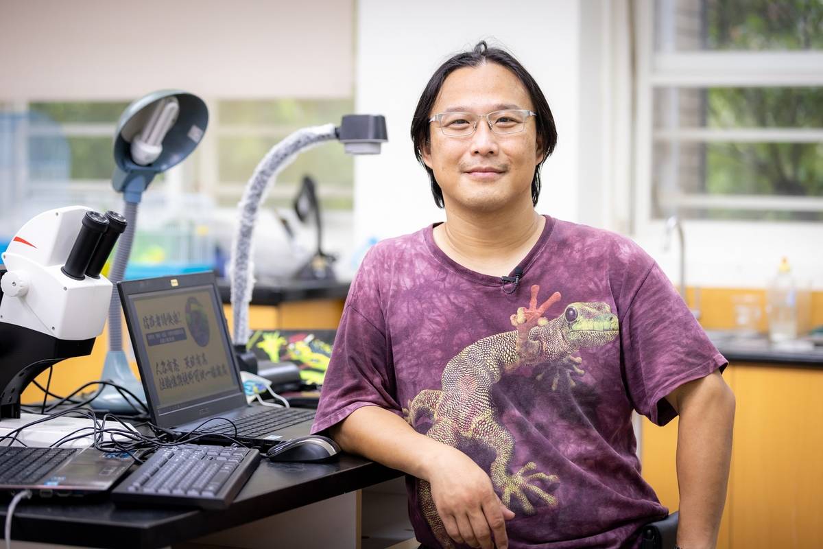 邱明成認為，老師應以同理心思考學生需要什麼並傾聽他們的聲音