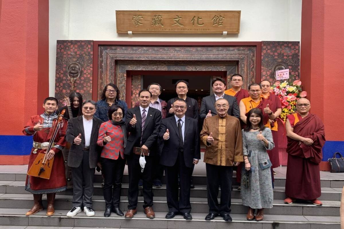 「智慧之神－相遇在燃燈節」特展開幕式來賓大合影