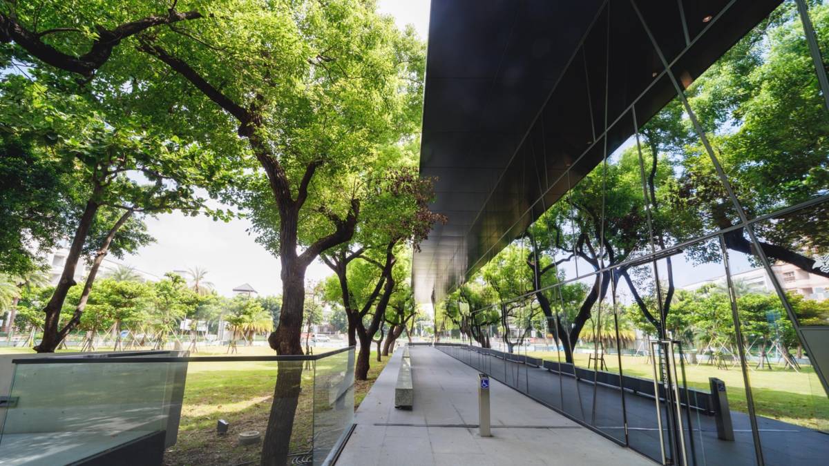 最美森林圖書館-屏東縣立圖書館01