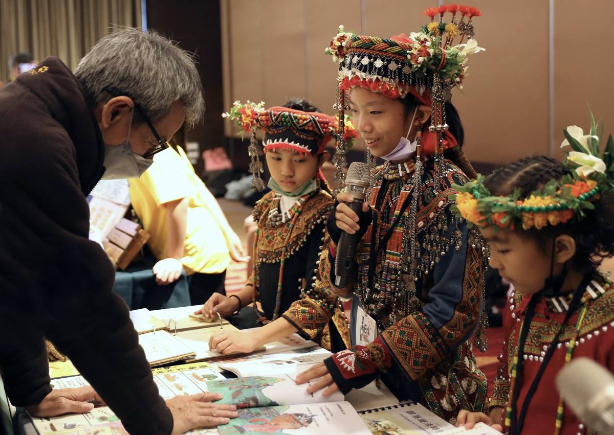 行動團隊攤位解說 (環保署提供)