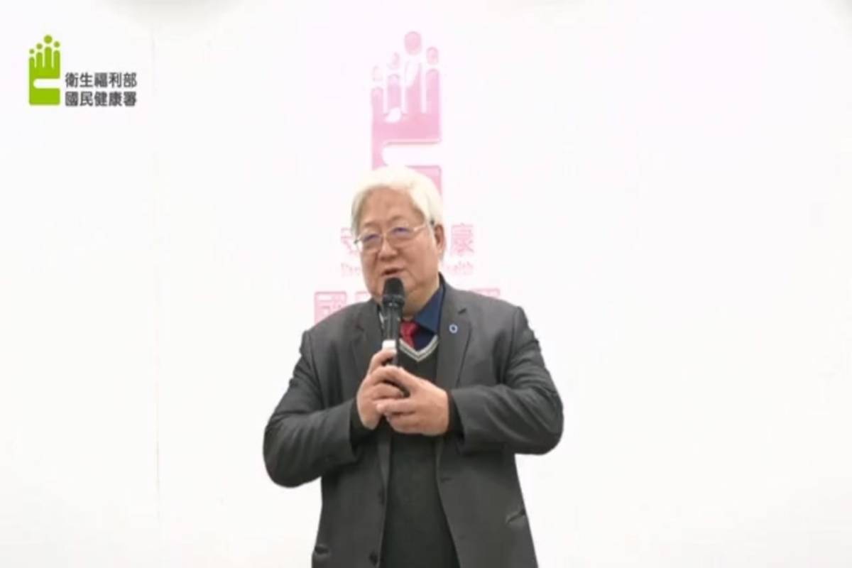 吳昭軍署長提醒，民眾除了配合政府相關防疫措施外，凡是符合癌症篩檢條件的國人應積極參加篩檢