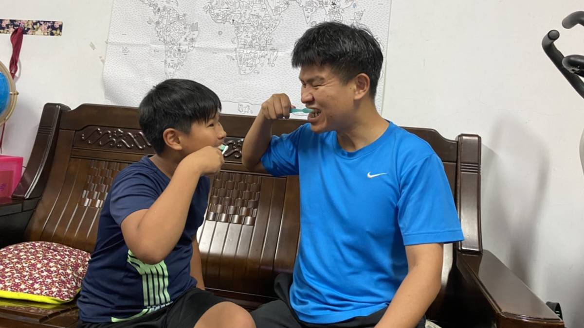 110學年度口腔保健優等學校-屏東縣潮州鎮潮和國小-親子潔牙