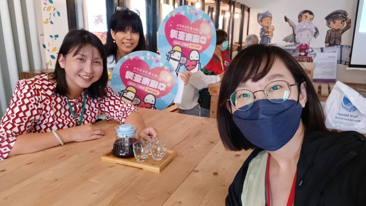 拜訪阿嫲咖啡館