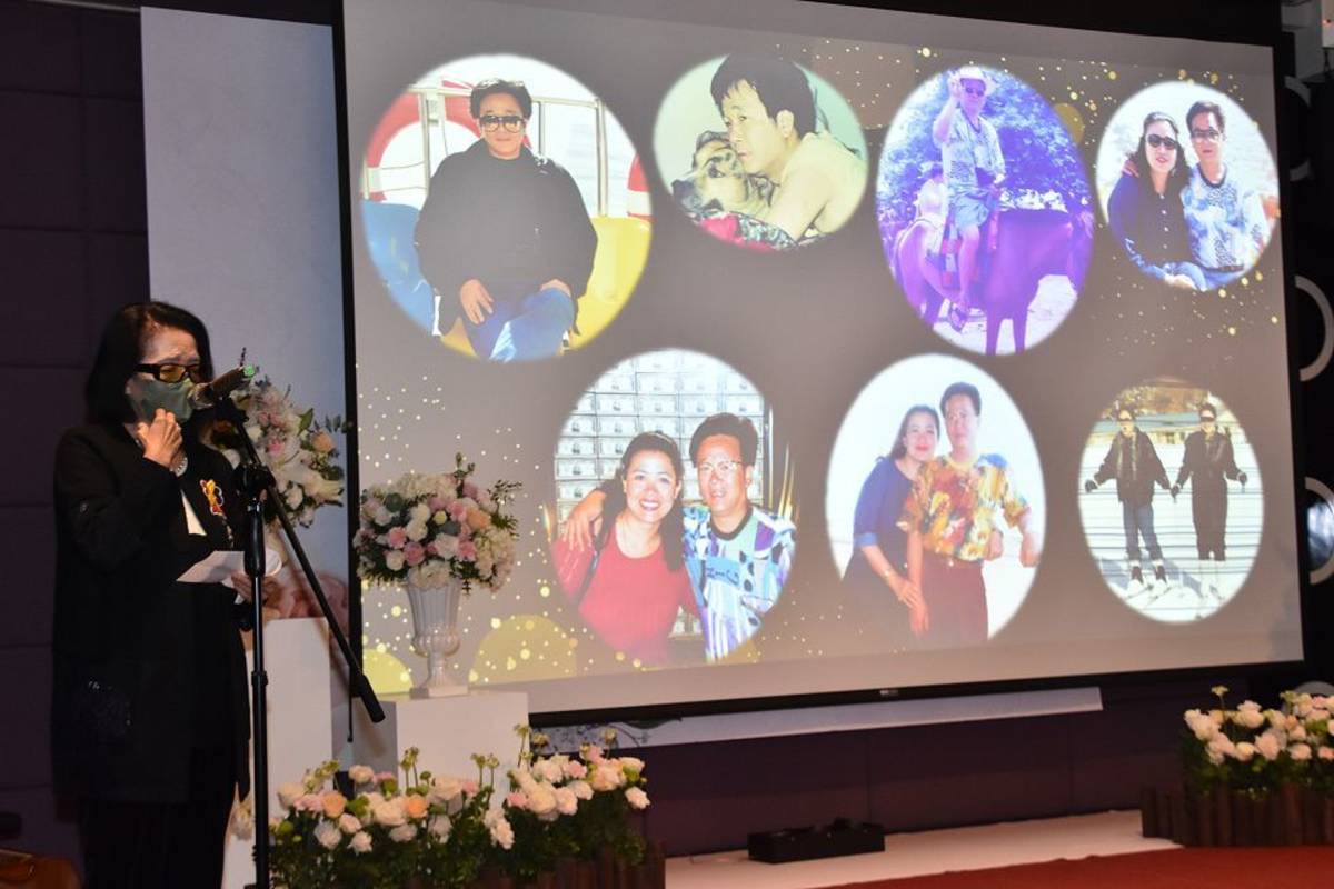 黃貞元老師的妻子也和丈夫一樣，也簽署大體自願捐贈同意書