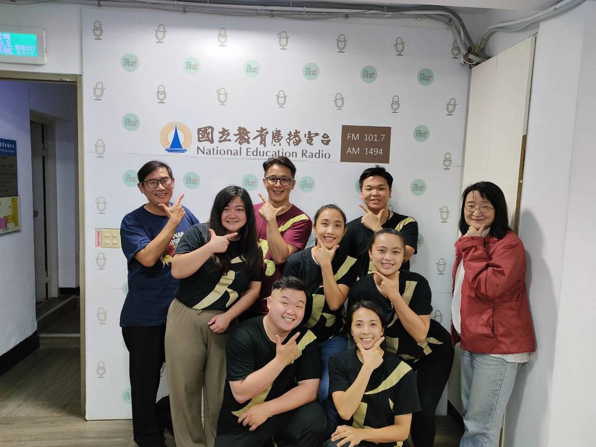 众擊坊與主持人