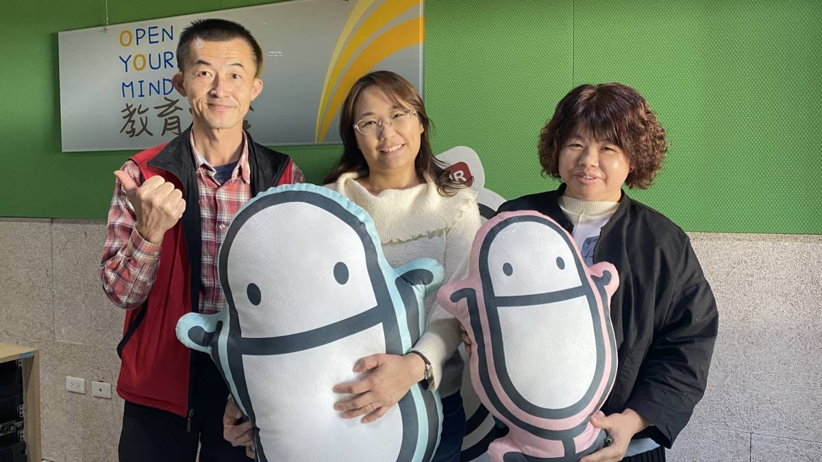 李光曜(左)推動鹿谷茶間小旅行希望讓更多人認識茶產業