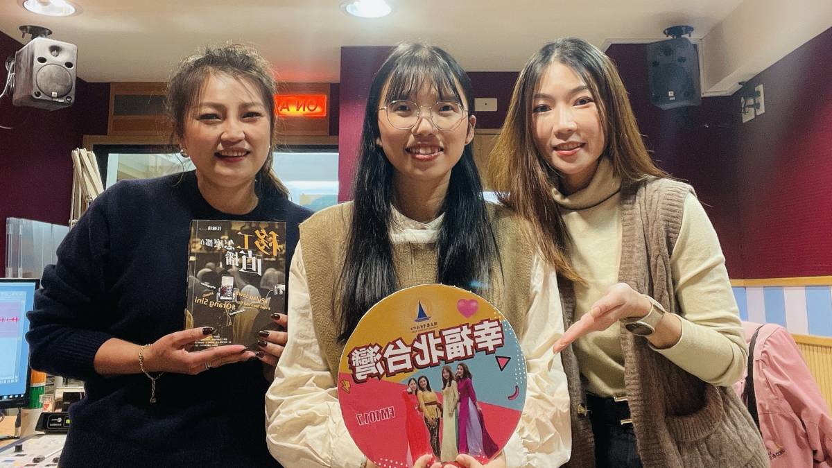 左起 亞鈺、婉琦、玉水