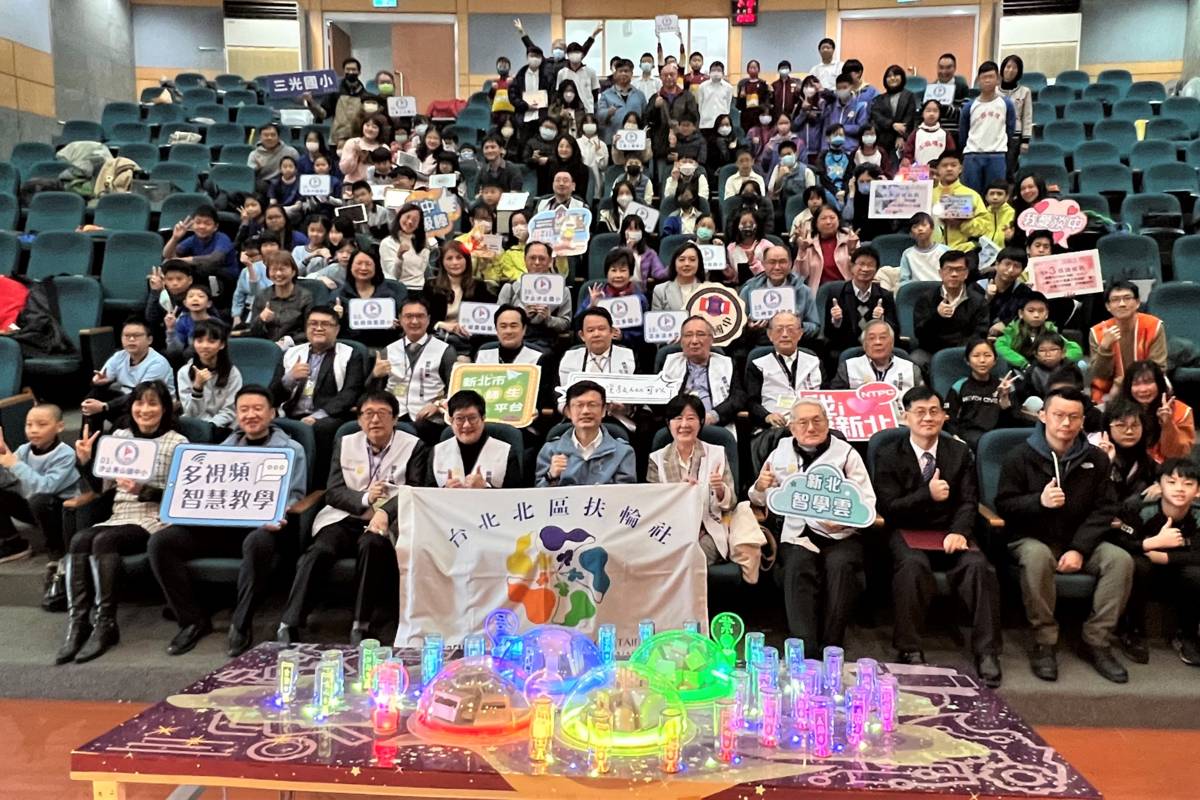 新北AI小創客結業成果發表會大合照