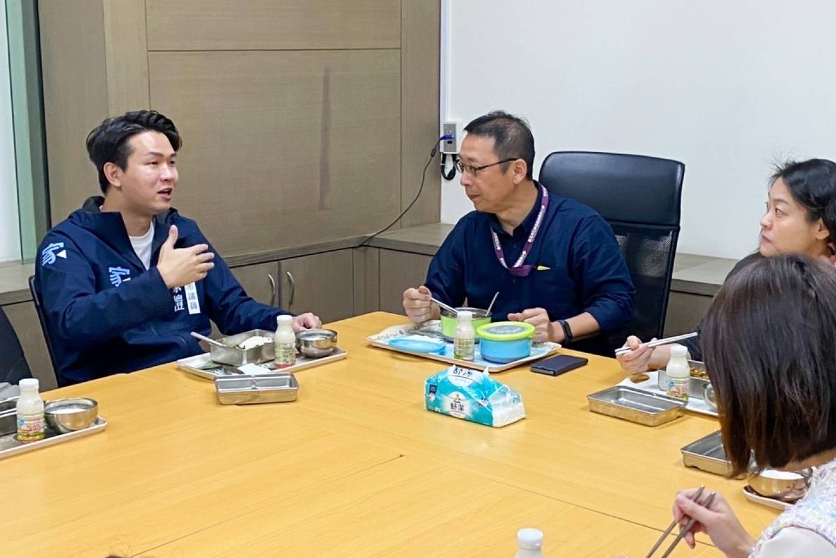 把關孩童飲食健康 新北市議員啟動自立午餐會議