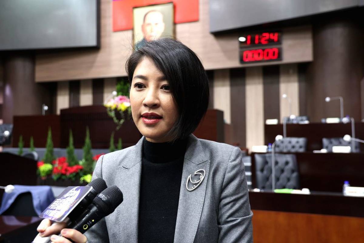 南投縣長許淑華宣布南投縣高中職以下代理教師給予完整全年聘期（圖:南投縣府提供）