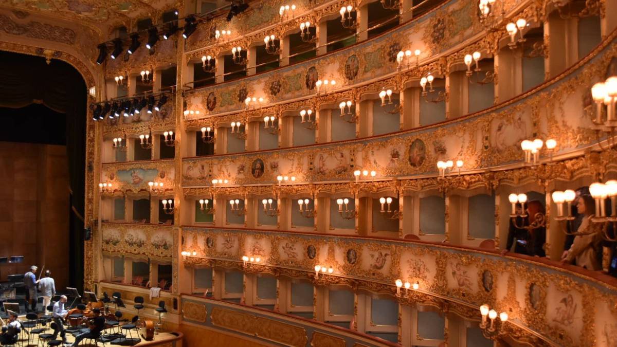 威尼斯歌劇院.jpg