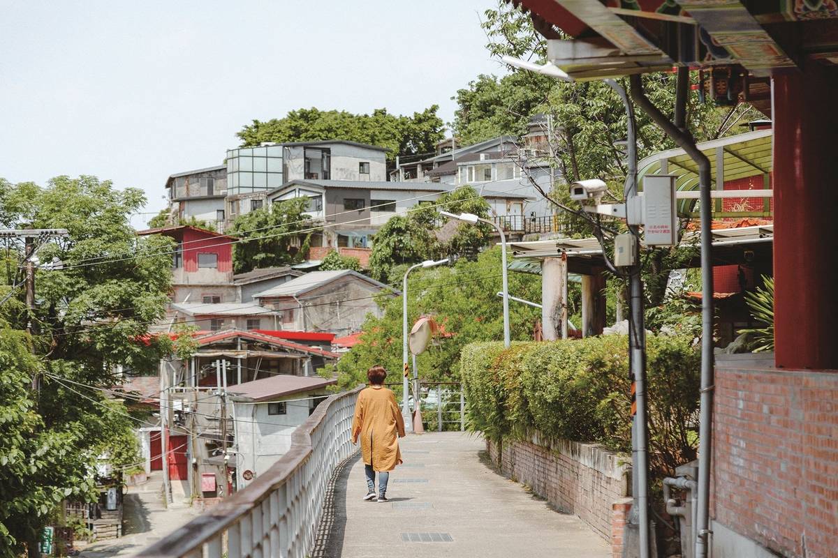 鄰近公館的寶藏巖國際藝術村現已轉型為藝術特區